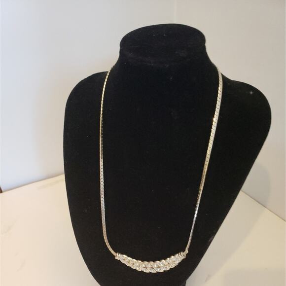 Bundle of choker necklaces two jeweled necklaces one red one pink one serpentine - Picture 5 of 5